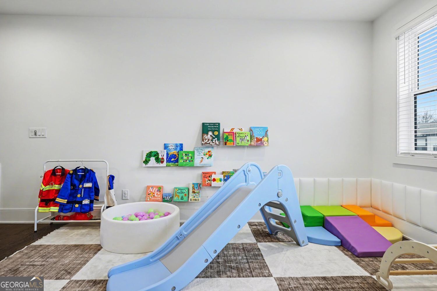 1327 Fairmont Avenue NW