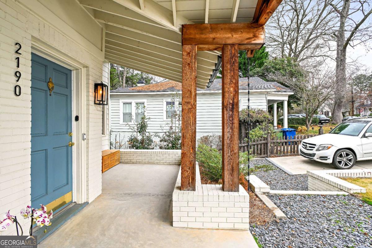 2190 Edison Avenue NE