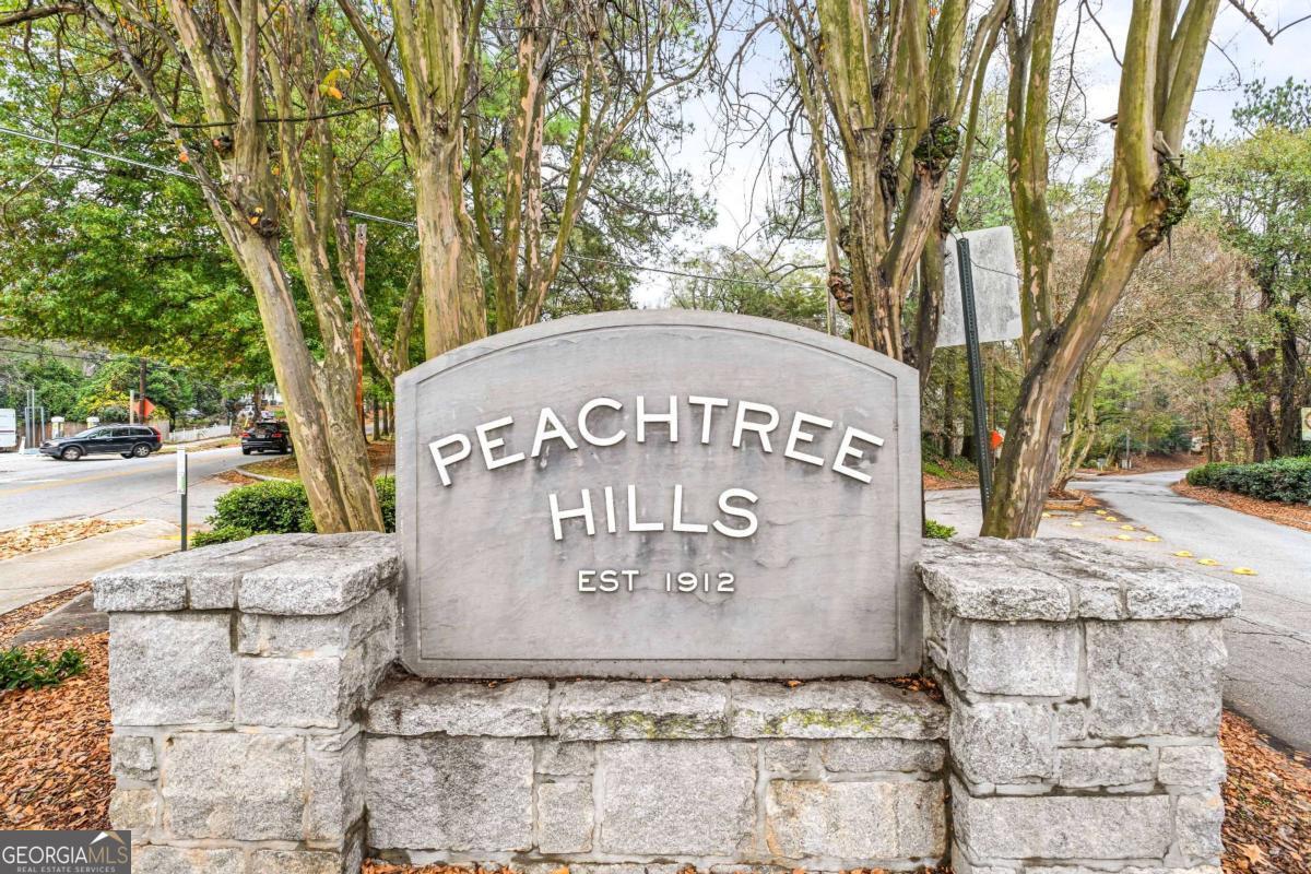 2190 Edison Avenue NE