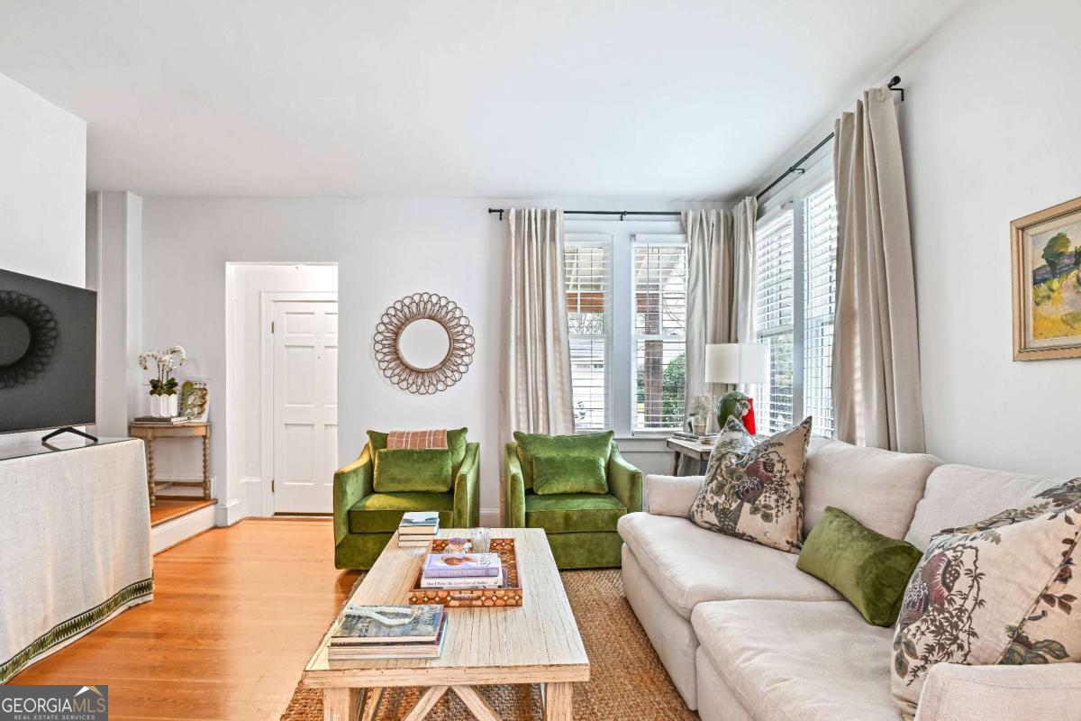 2190 Edison Avenue NE