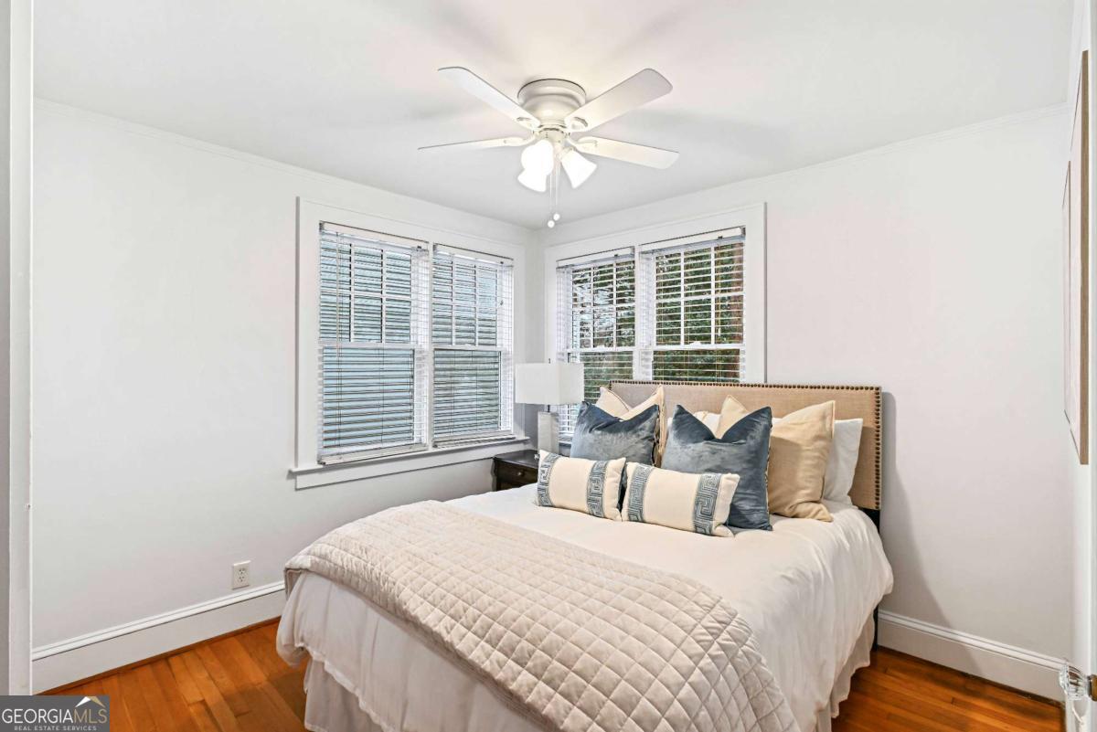 2190 Edison Avenue NE