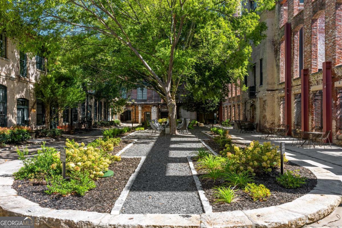 170 Boulevard SE # 223E