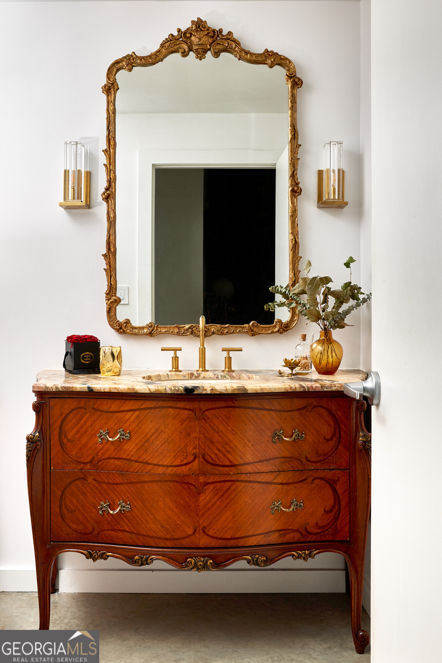 170 Boulevard SE # 223E