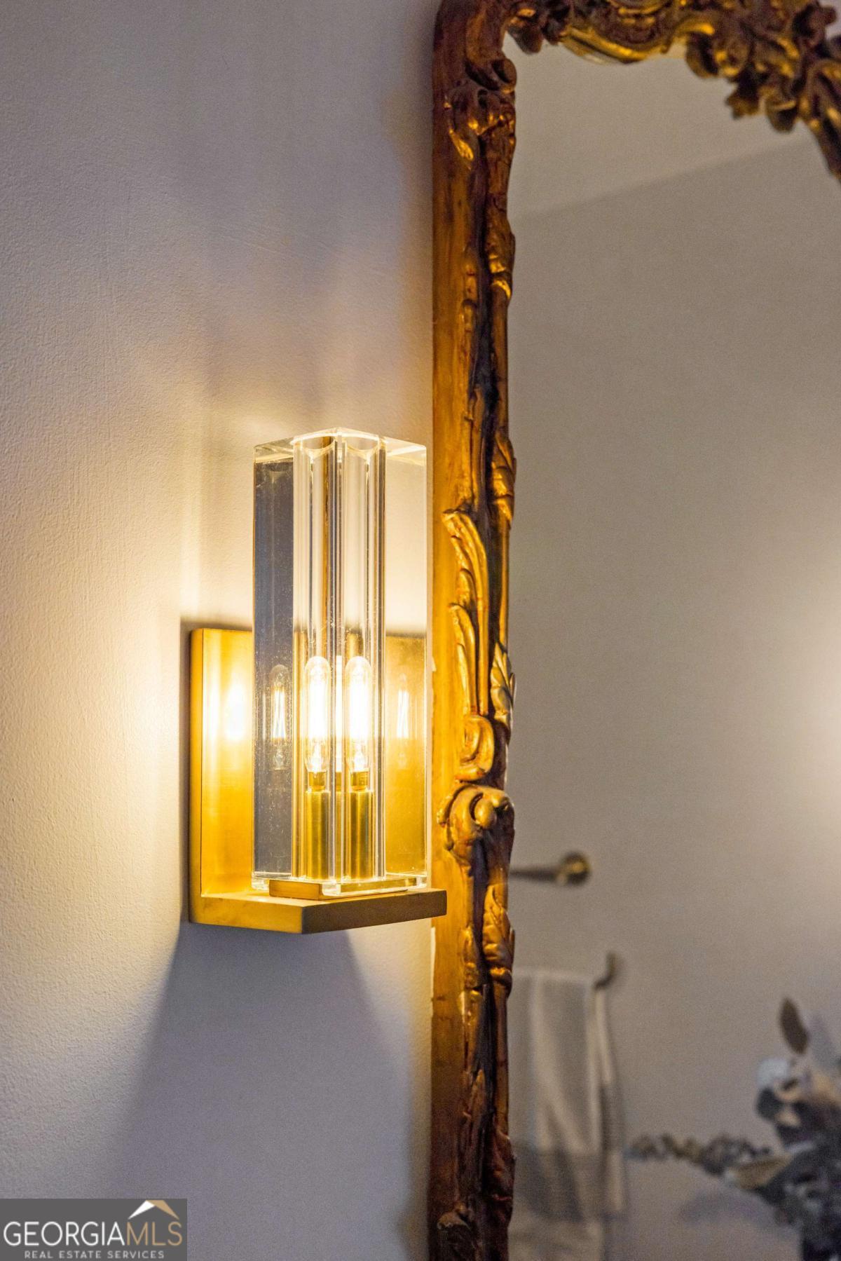 170 Boulevard SE # 223E