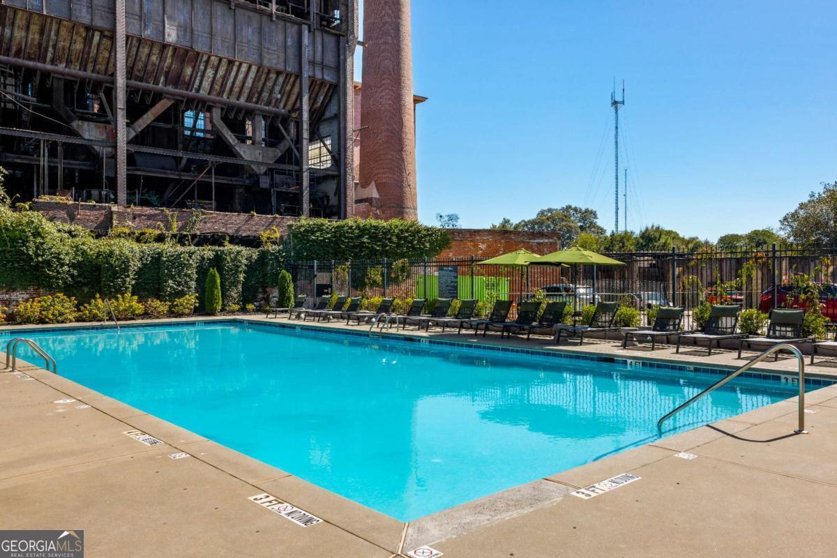 170 Boulevard SE # 223E