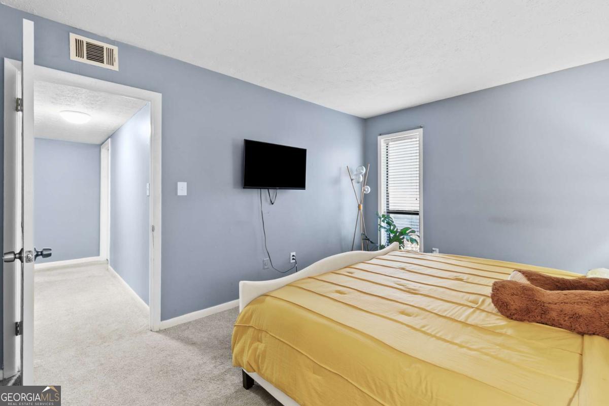 8740 Roswell Road # 10B