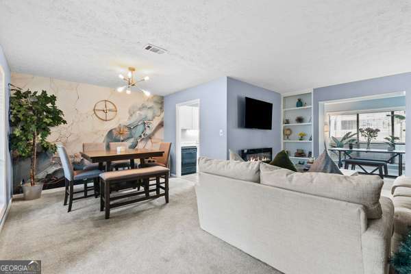 8740 Roswell Road # 10B