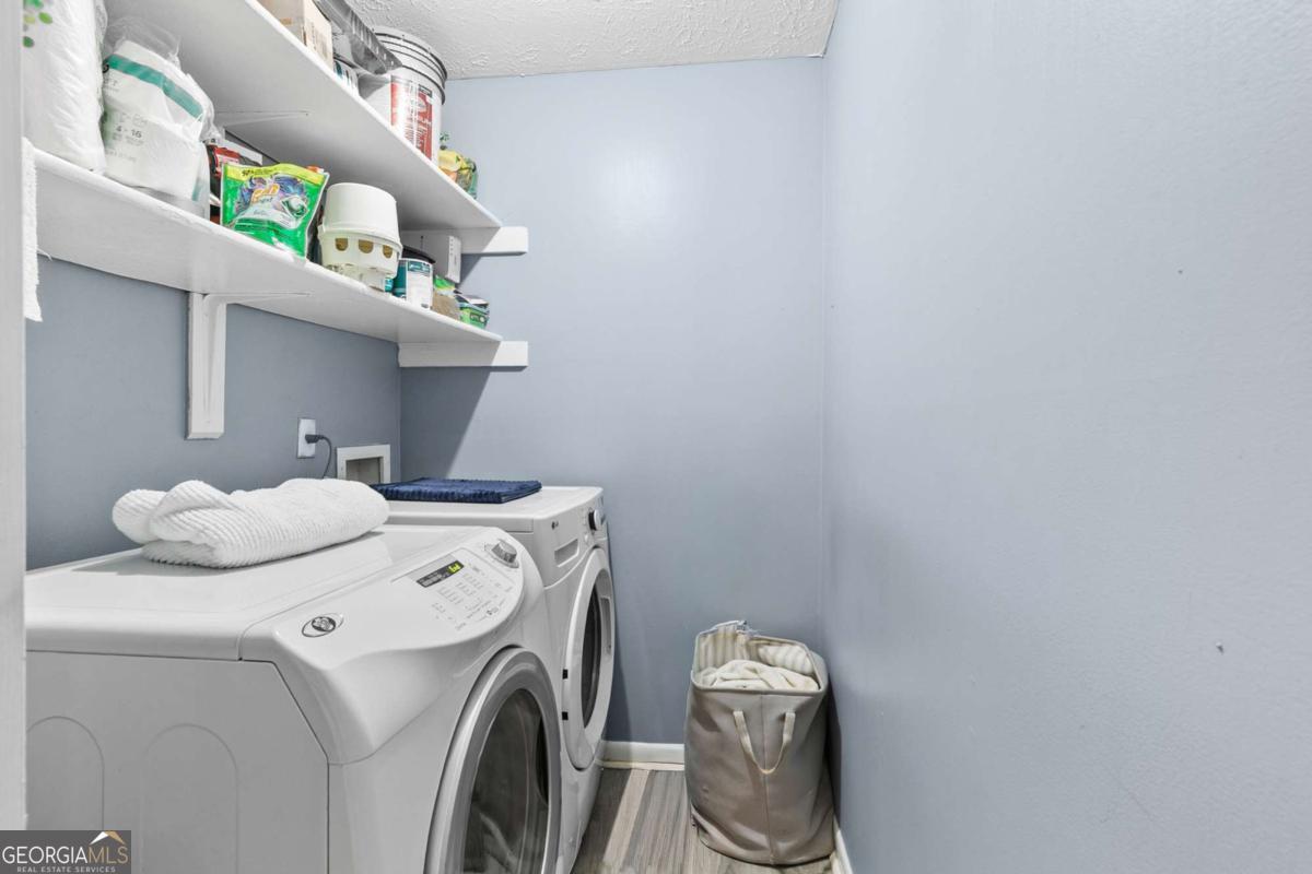 8740 Roswell Road # 10B