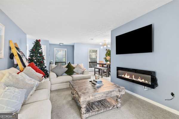 8740 Roswell Road # 10B