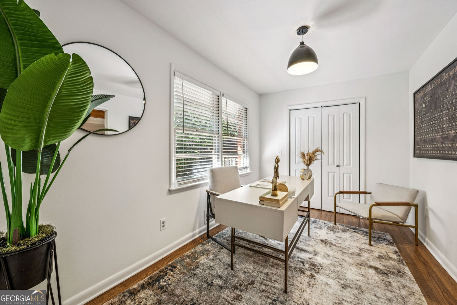 1955A Vance Drive NE