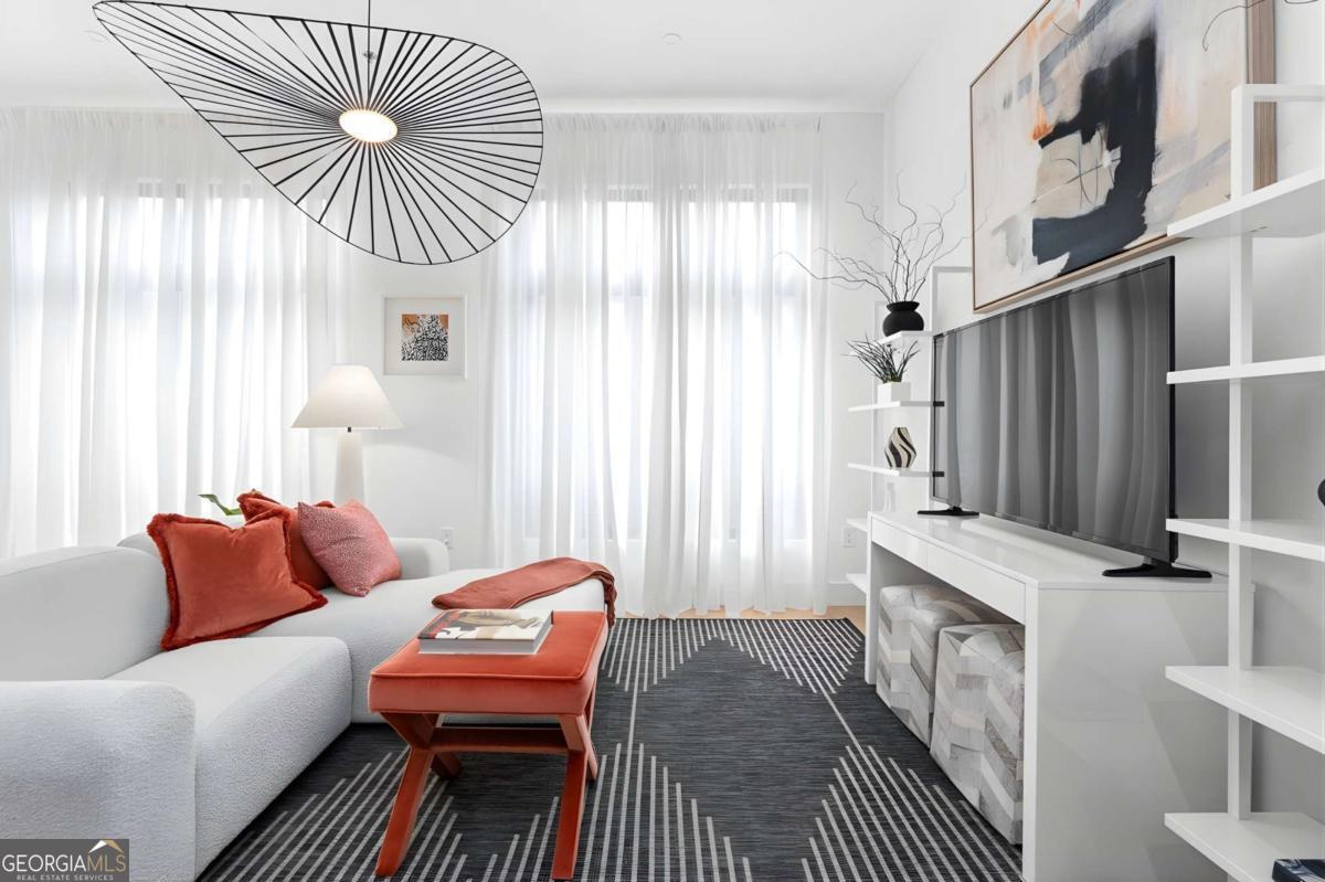 567 Ponce De Leon Avenue # 504