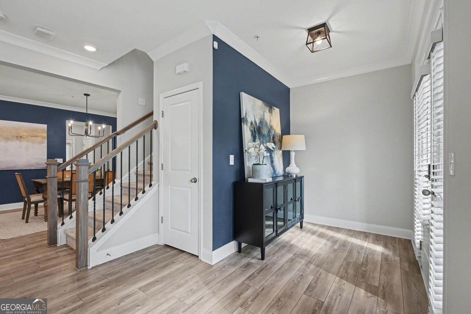 99 W Dixie Avenue SE