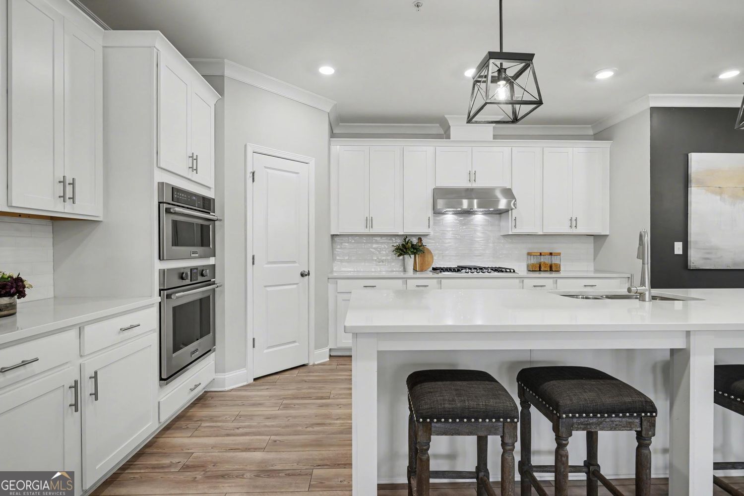 99 W Dixie Avenue SE