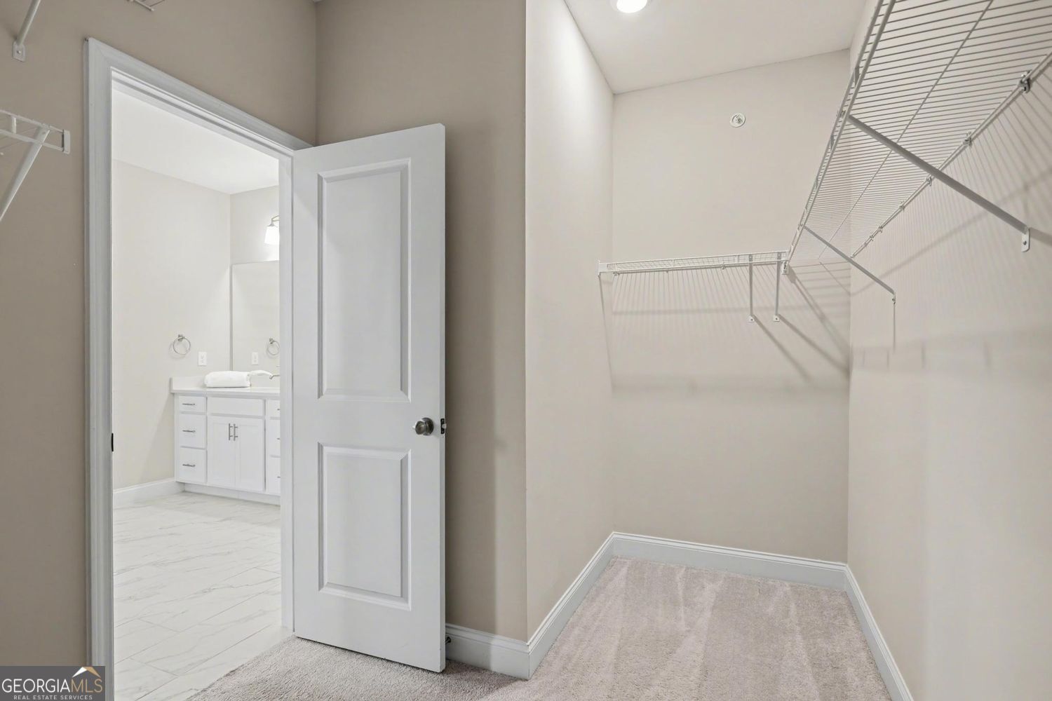 99 W Dixie Avenue SE