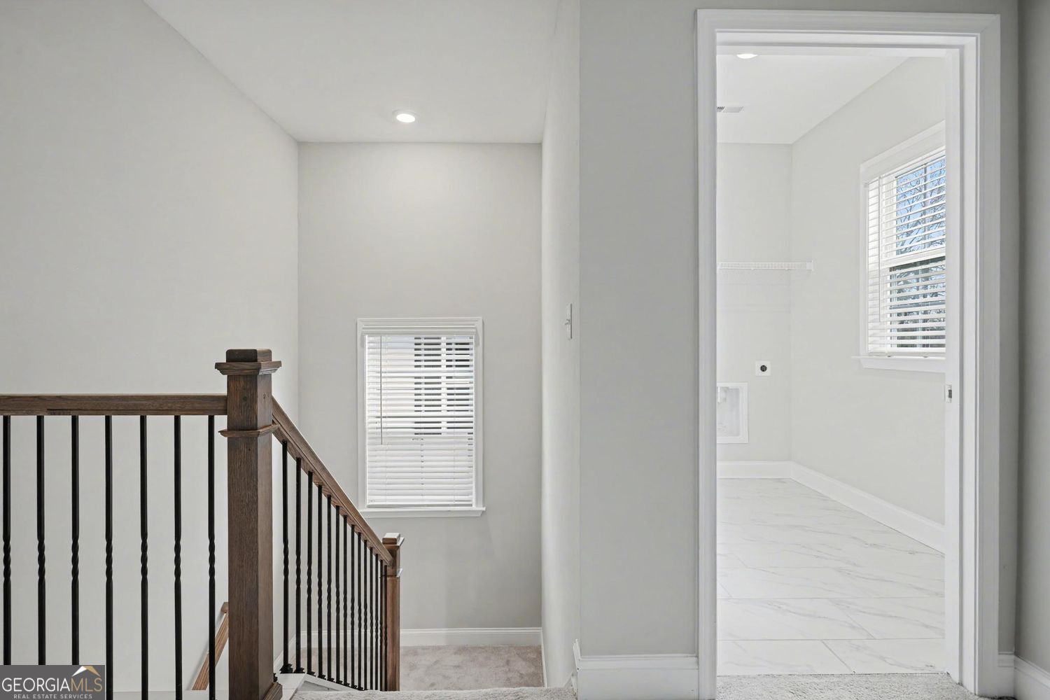 99 W Dixie Avenue SE