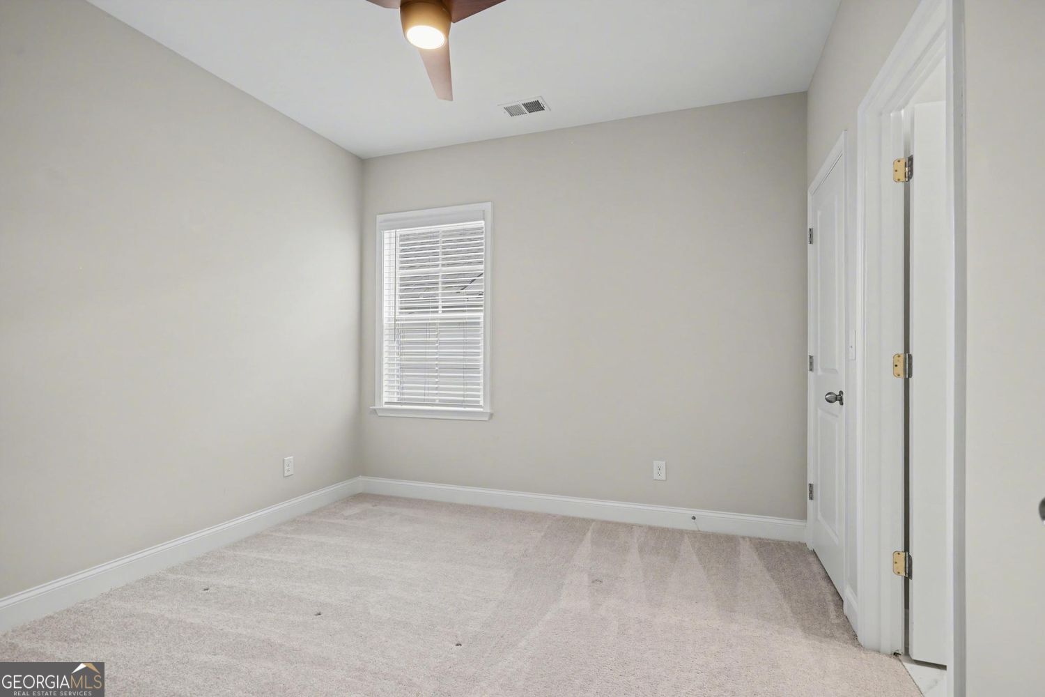 99 W Dixie Avenue SE