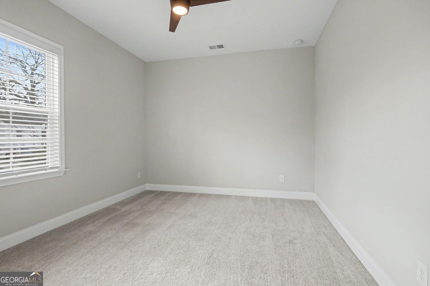 99 W Dixie Avenue SE