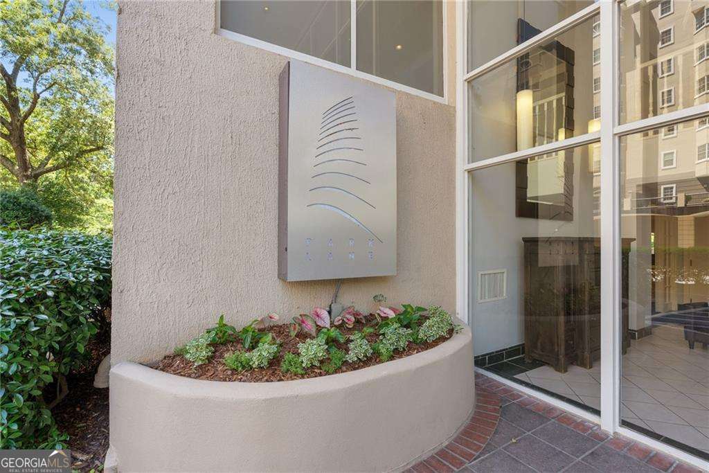 2479 Peachtree Road NE # 412