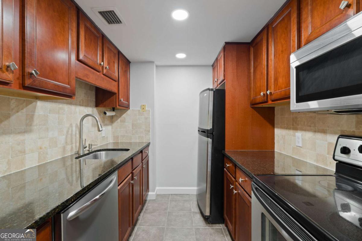 1280 W Peachtree Street NW # 1108