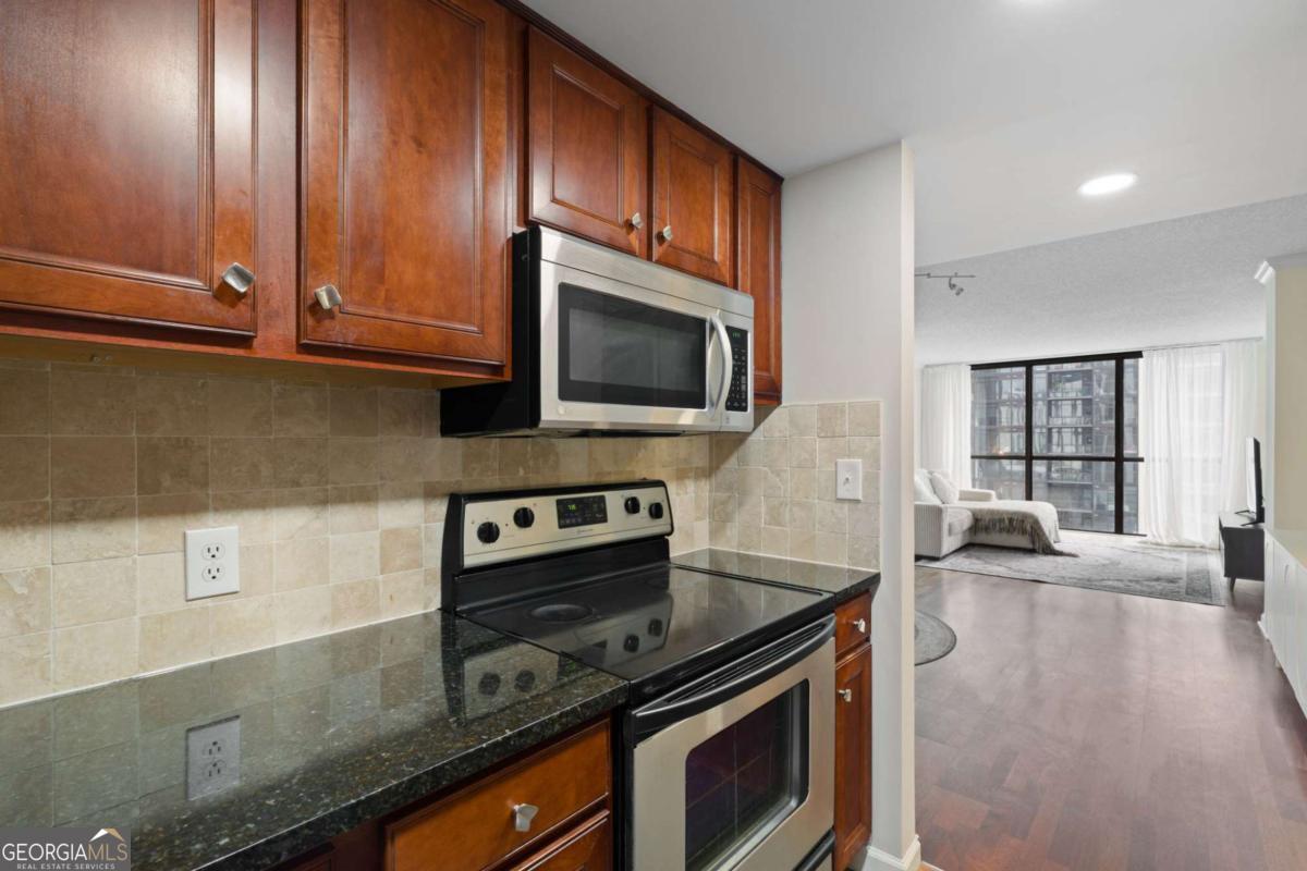 1280 W Peachtree Street NW # 1108