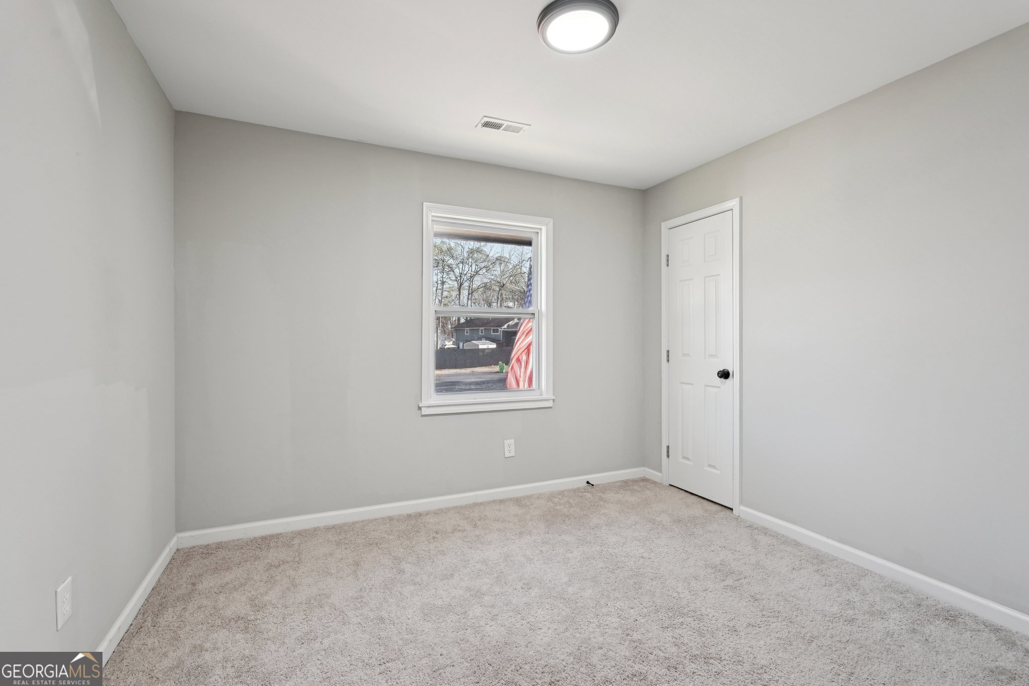 1961 Oak Leaf Court SW