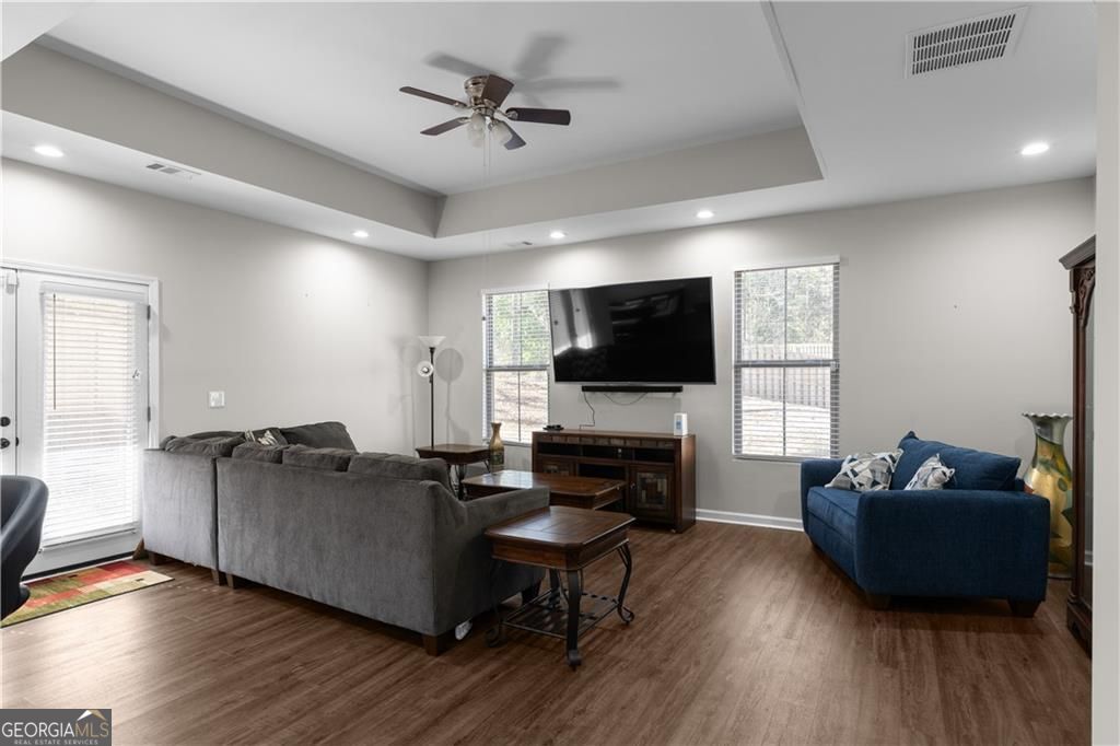 2117 Treehaven Court