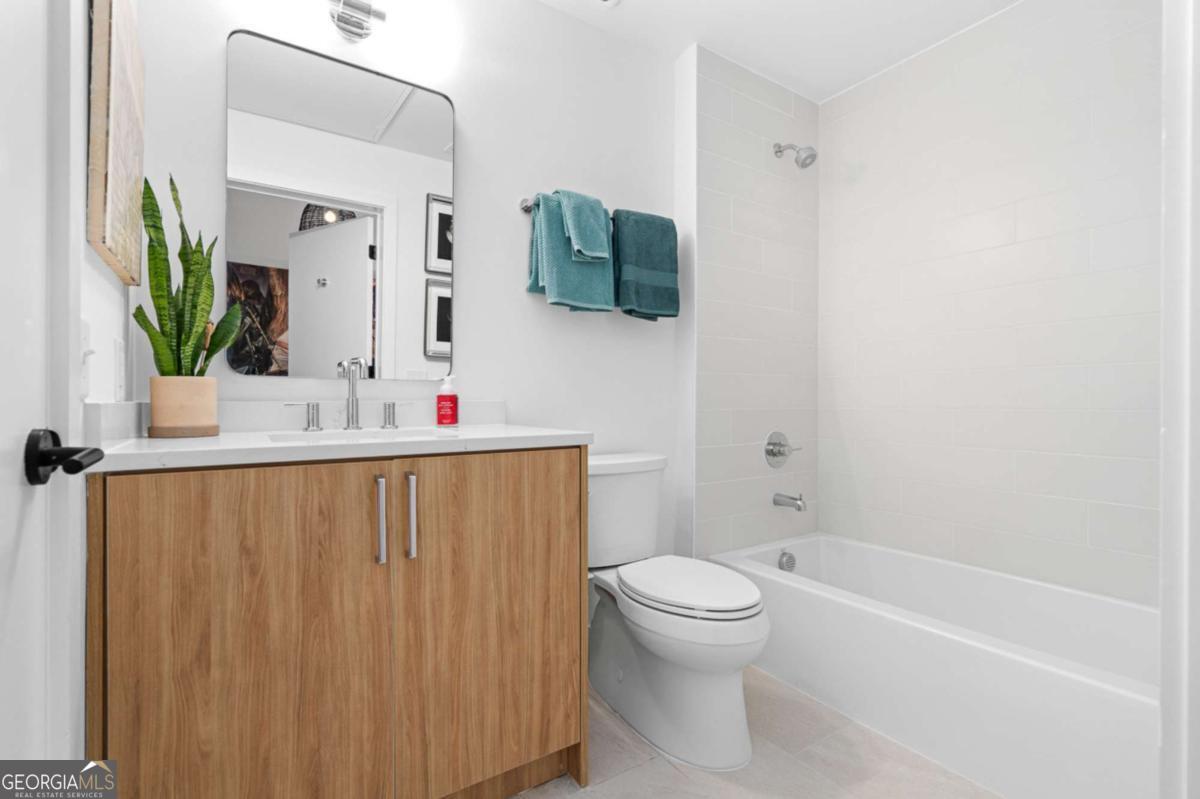 567 Ponce De Leon Avenue # 415