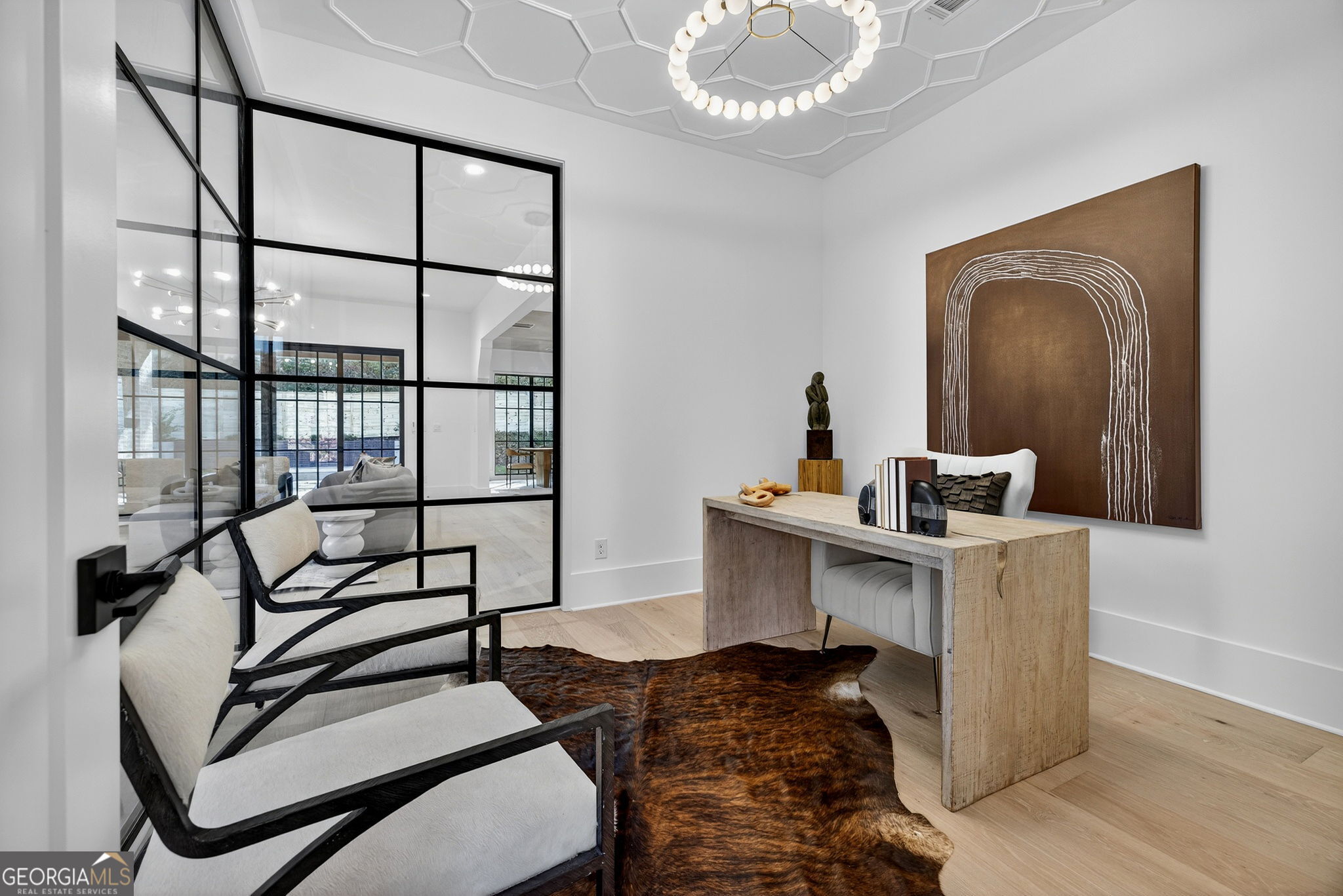 991 Courtenay Drive NE