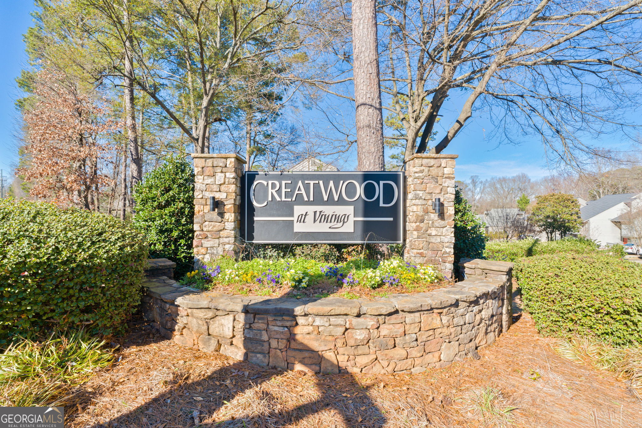 1064 Creatwood Circle SW