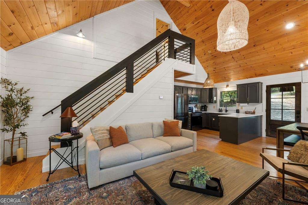 120 Brookhaven Trail