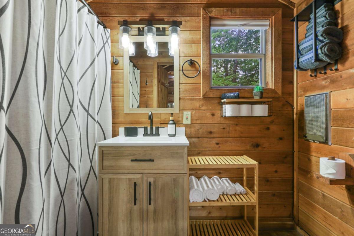 166 Nantahala Pass Road