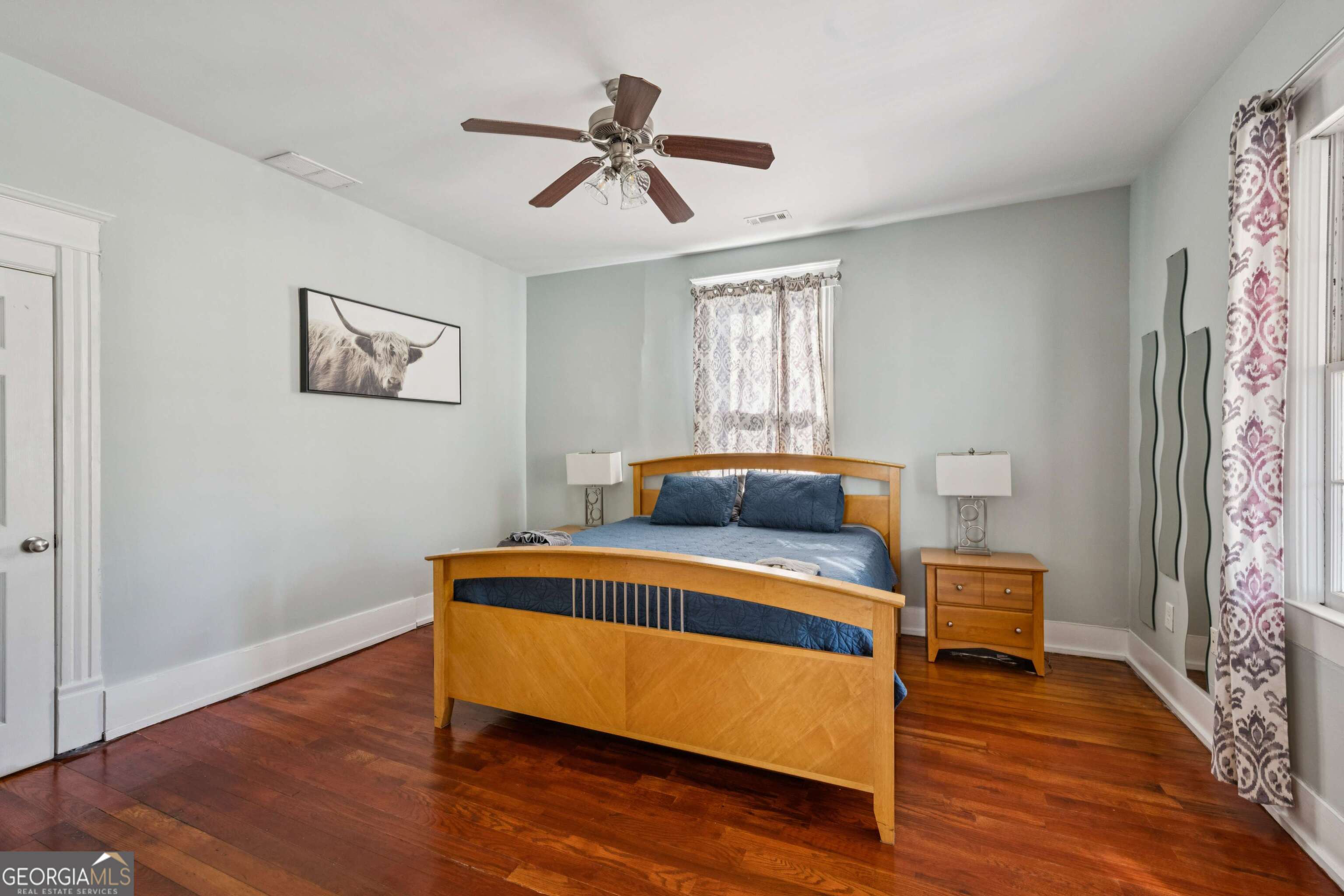 528 Holderness Street SW