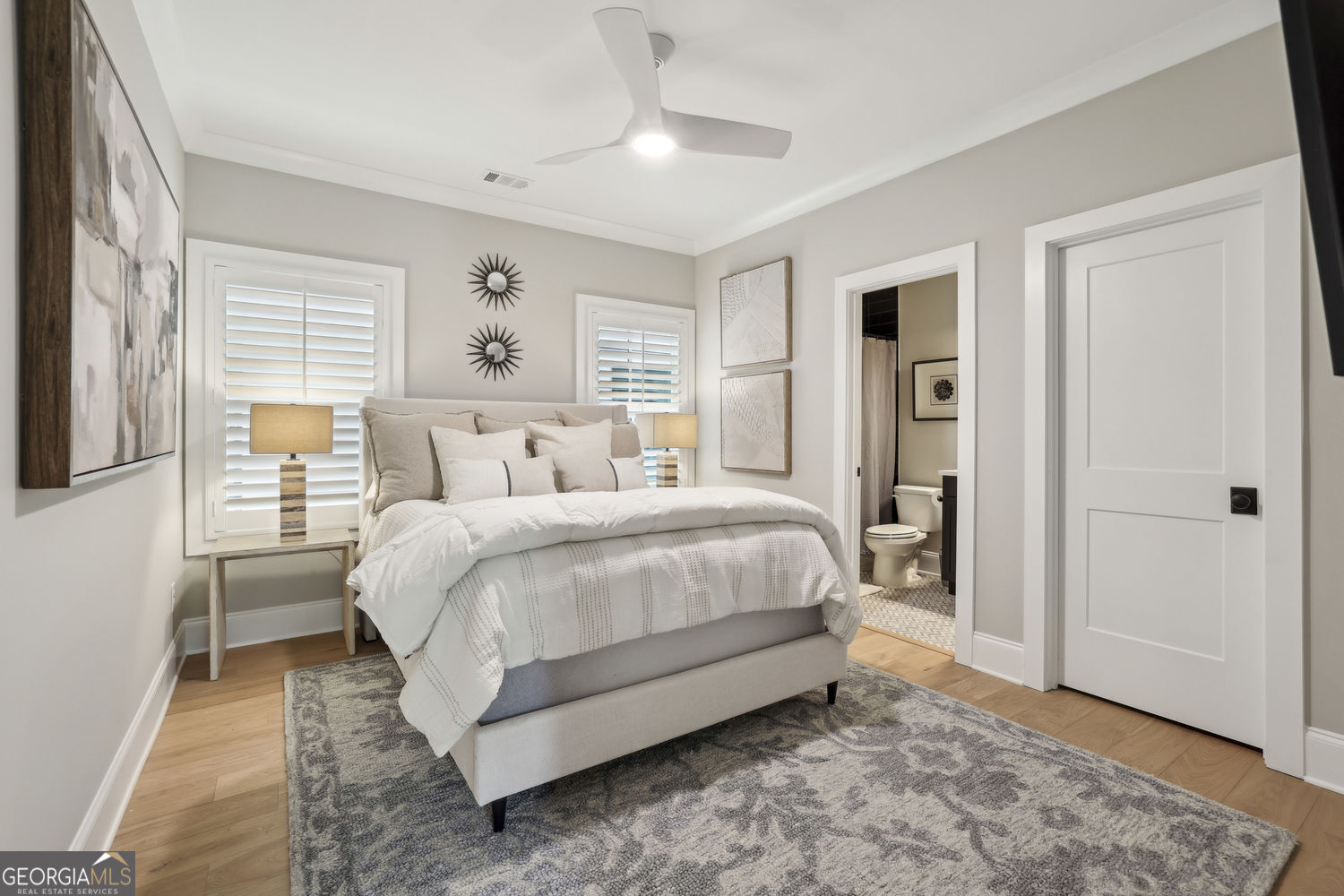 2591 Apple Valley Road NE