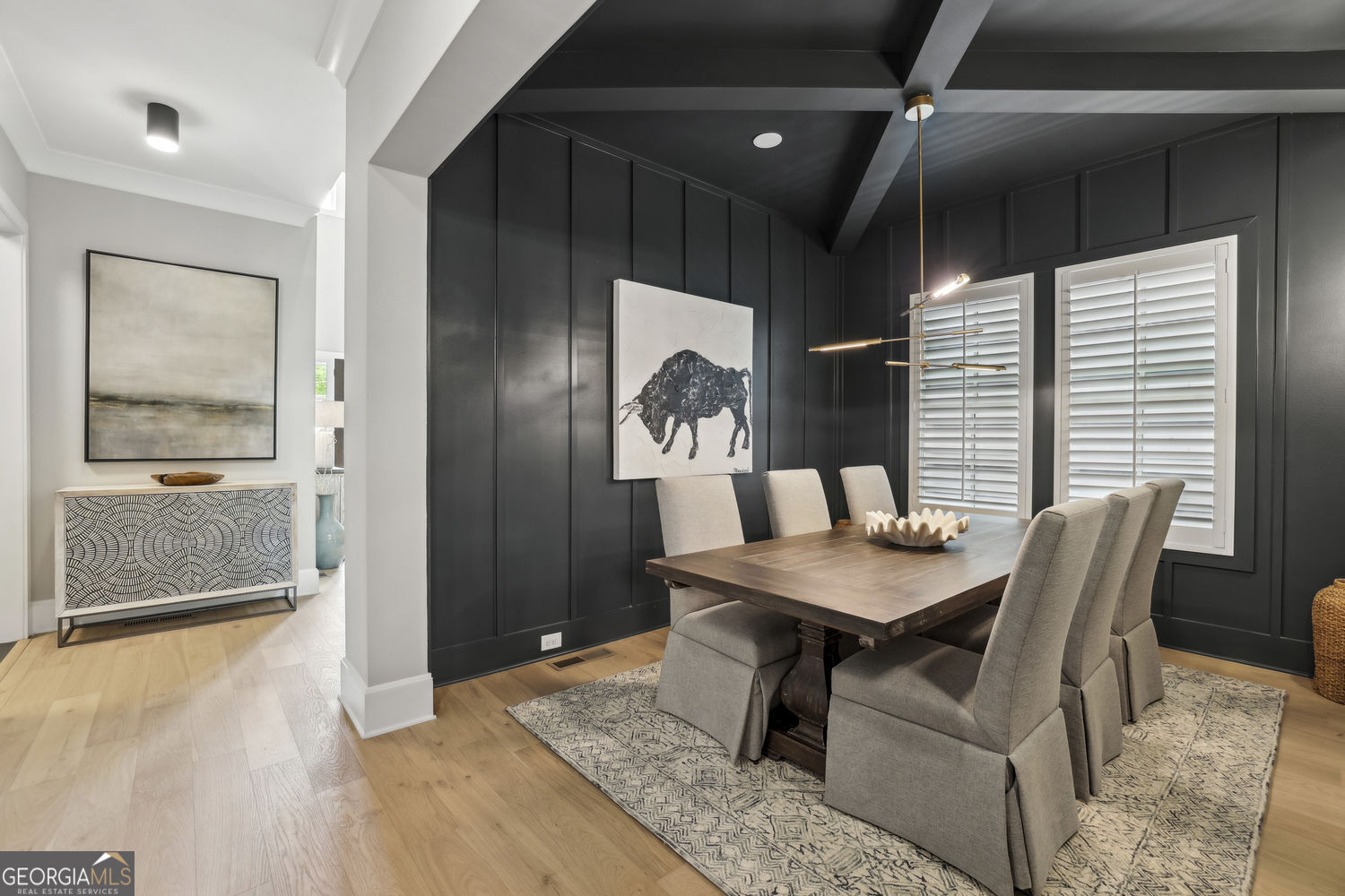 2591 Apple Valley Road NE