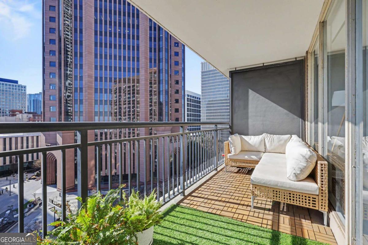 620 Peachtree Street NE # 908