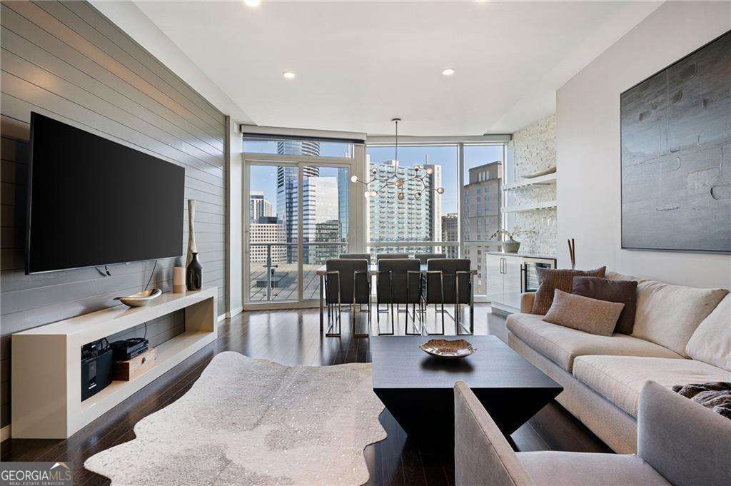 3325 Piedmont Road NE # 1608