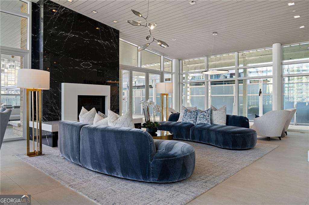 3325 Piedmont Road NE # 1608