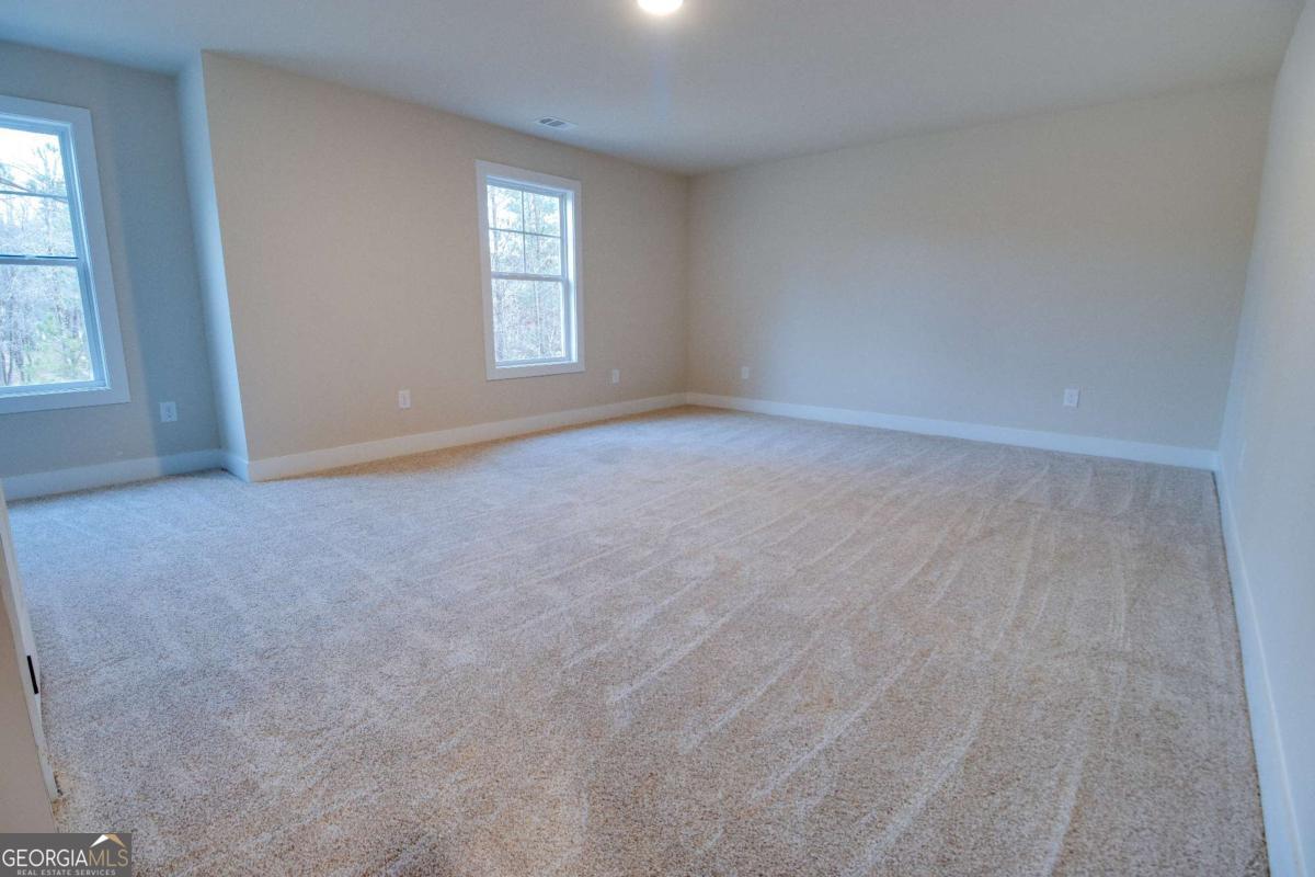 1021 Pointe S