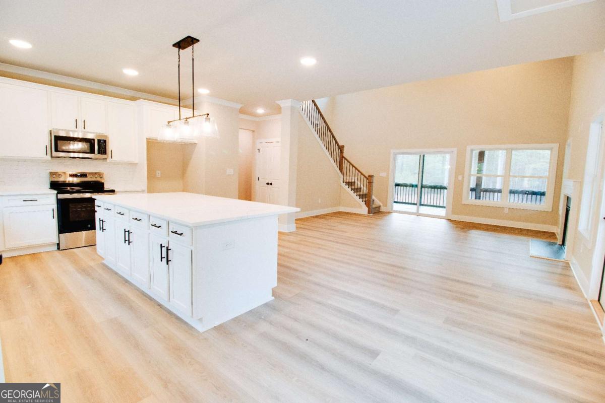 1192 Sunset Cove