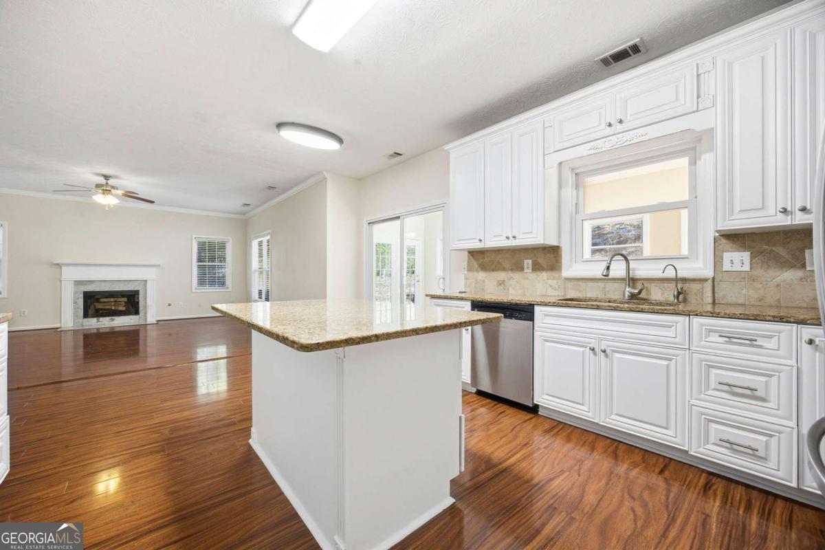 3393 Morning Top Place