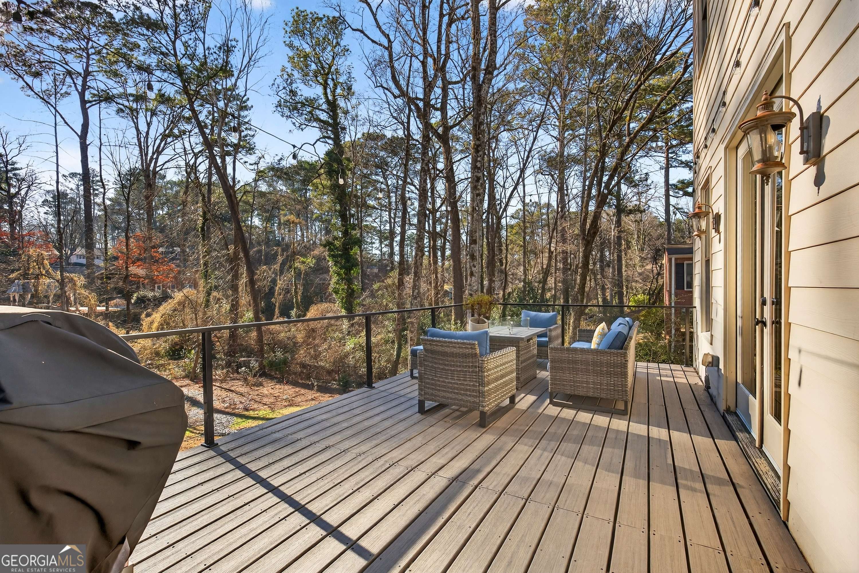 1986 Continental Drive NE