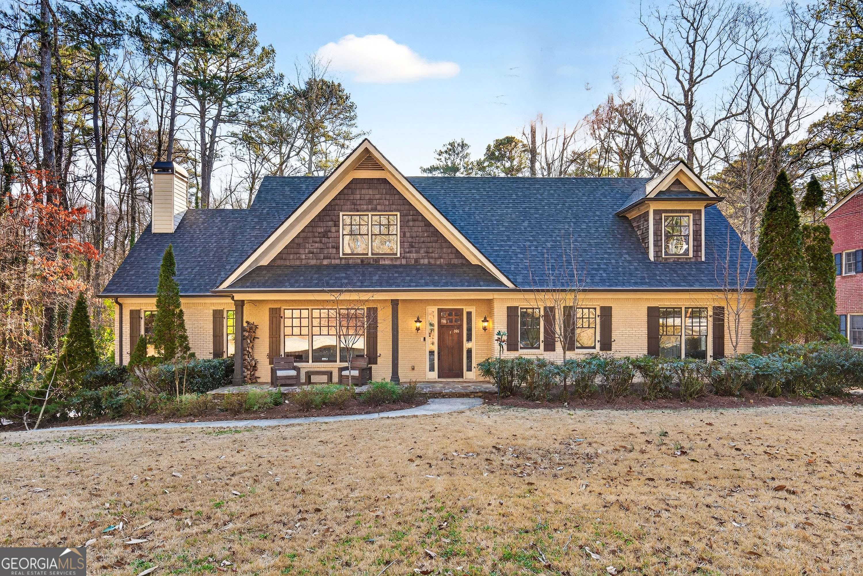 1986 Continental Drive NE