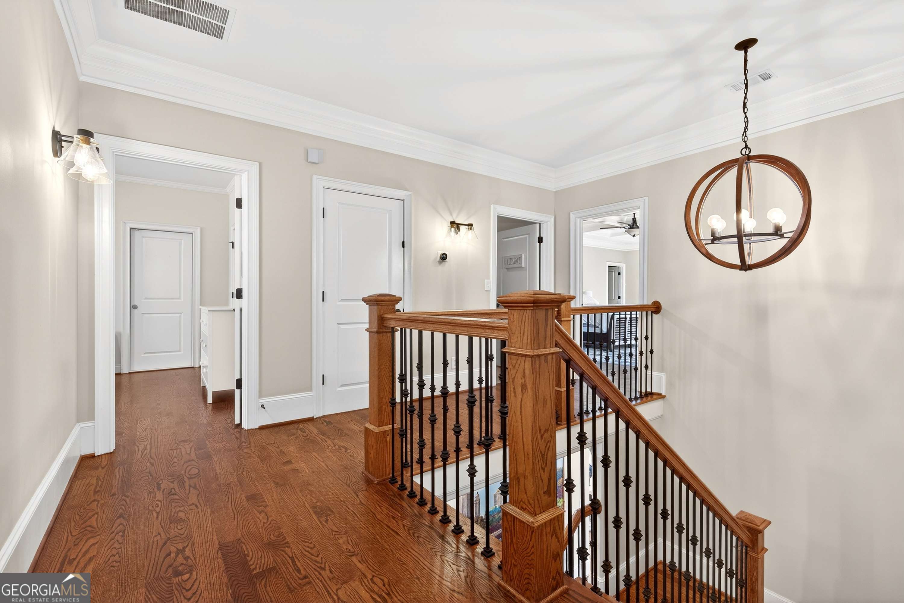 1986 Continental Drive NE