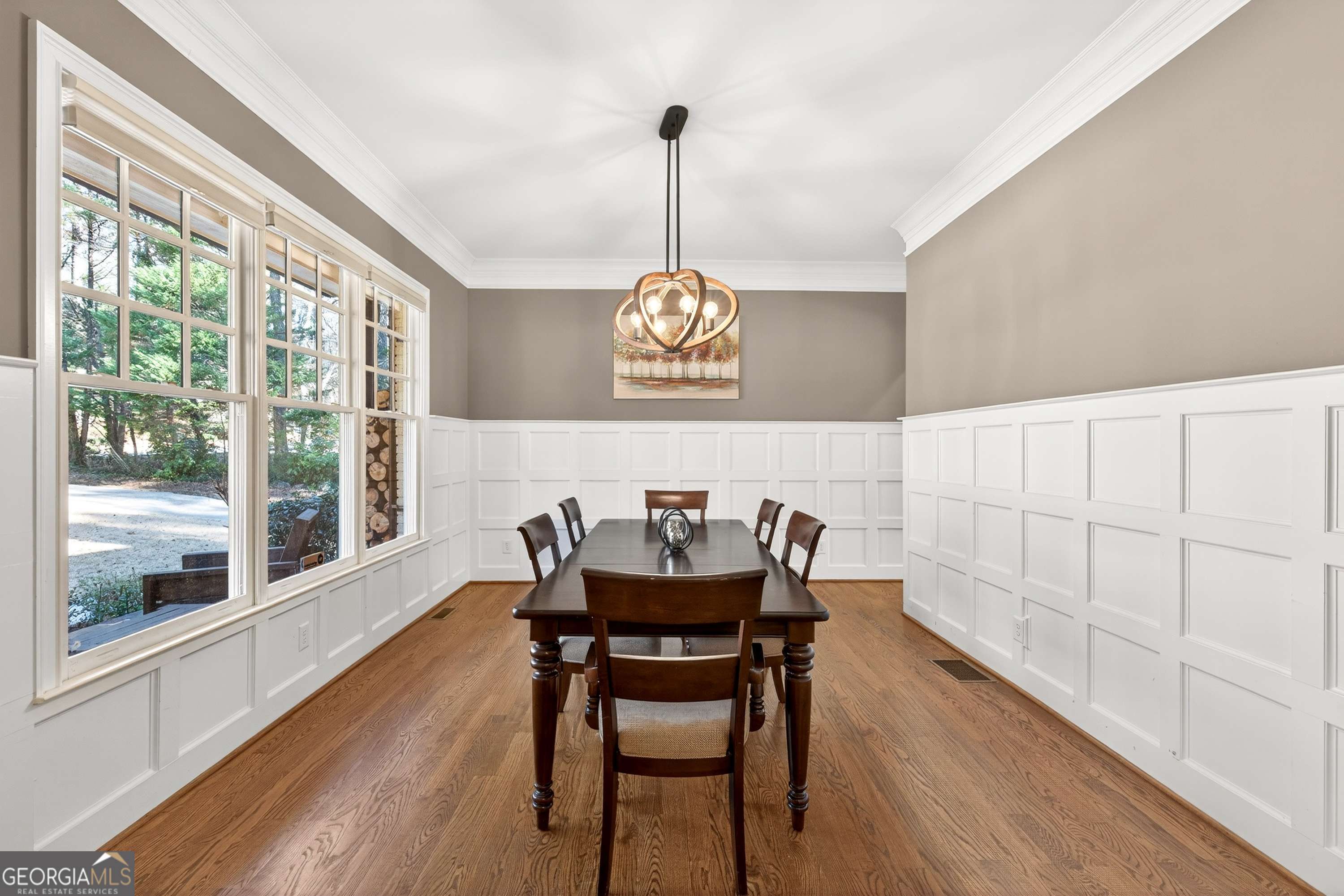 1986 Continental Drive NE