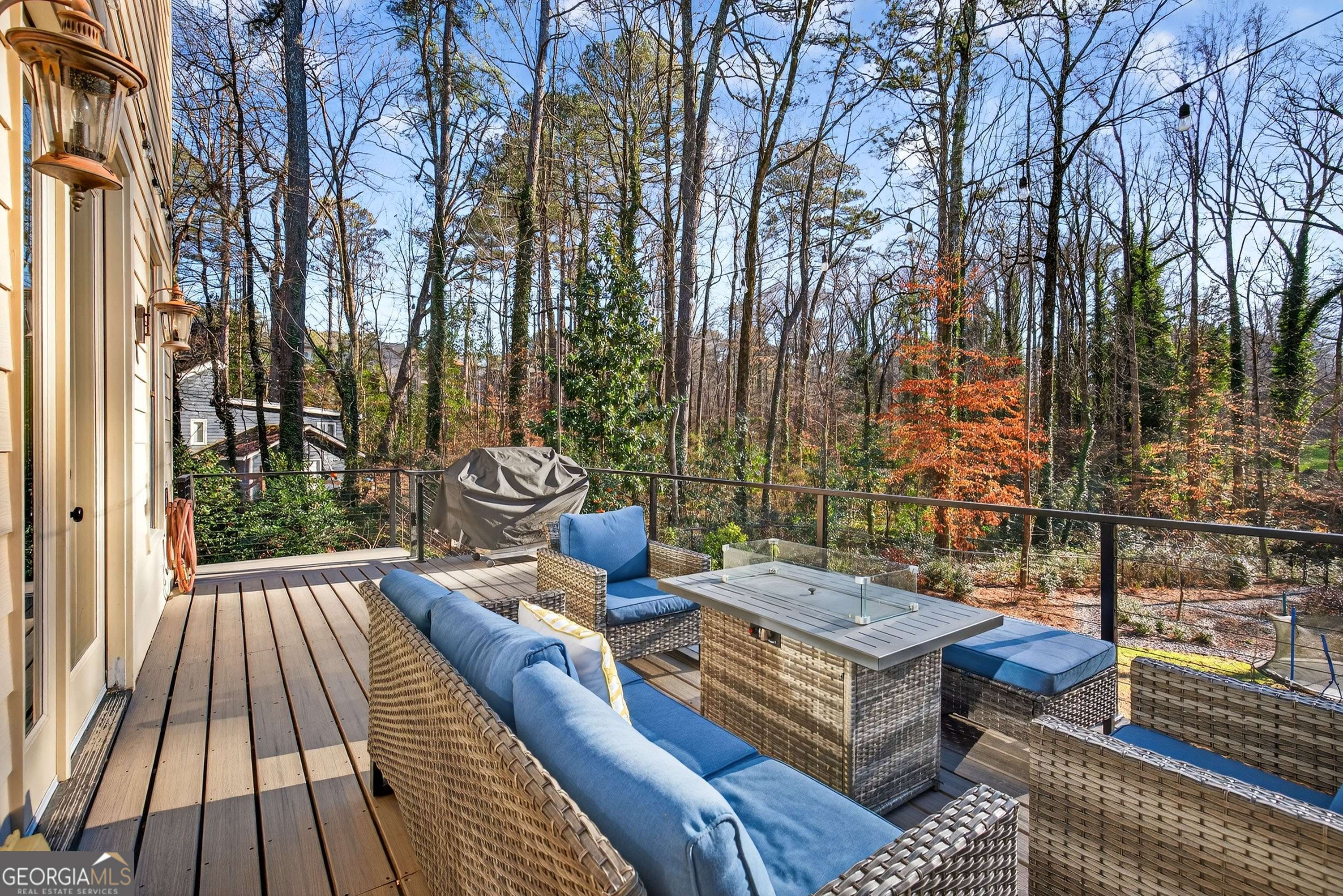 1986 Continental Drive NE