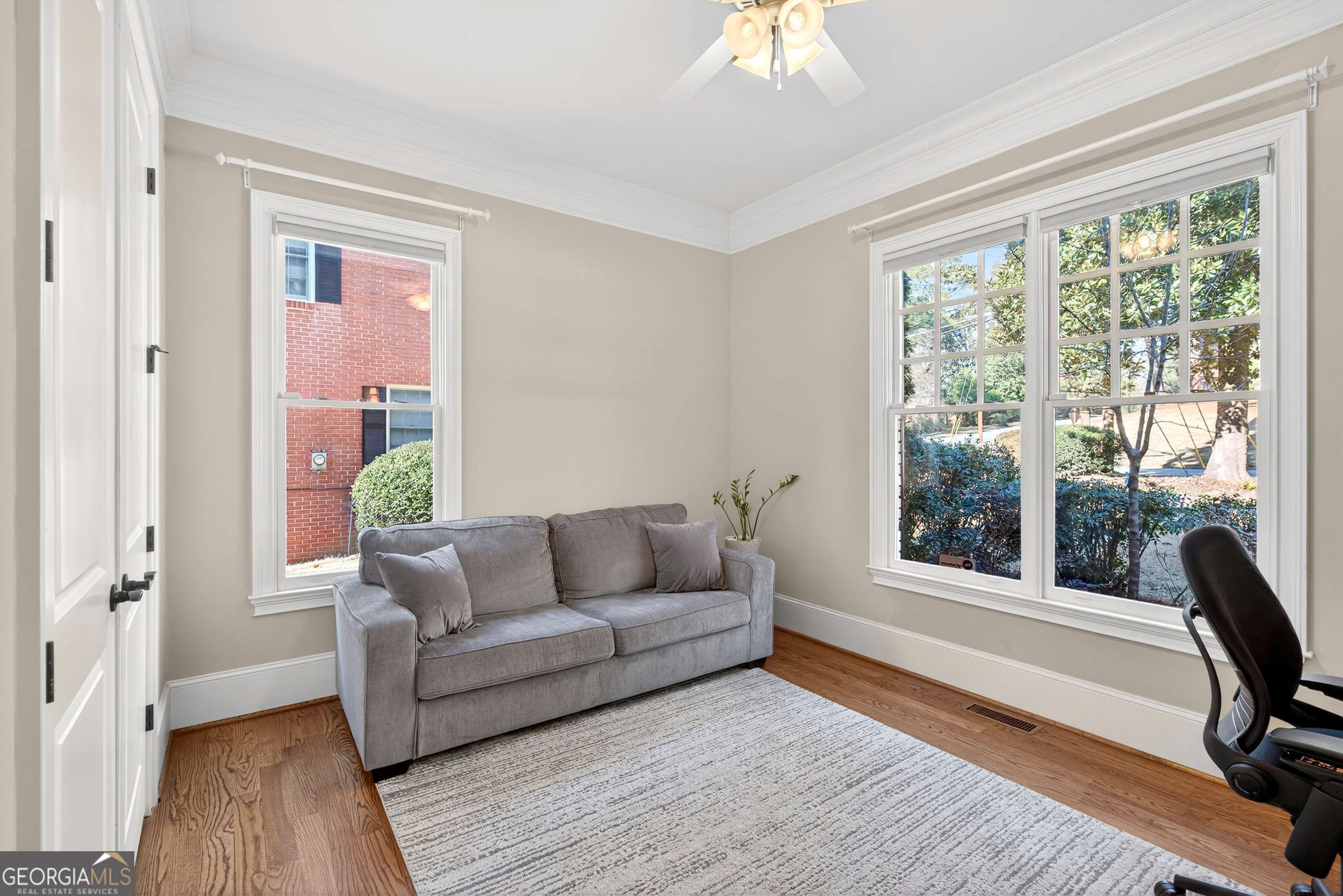 1986 Continental Drive NE