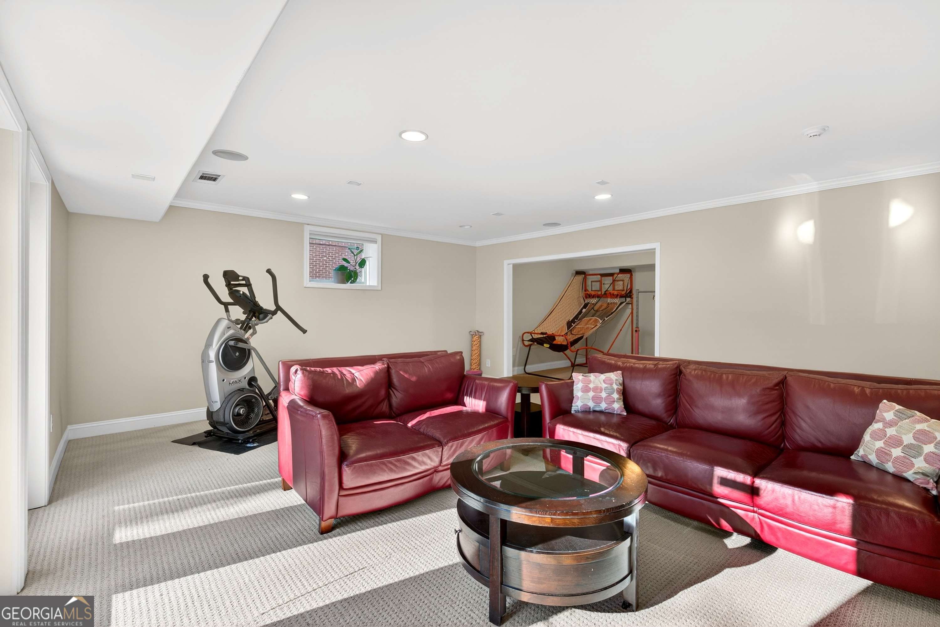 1986 Continental Drive NE