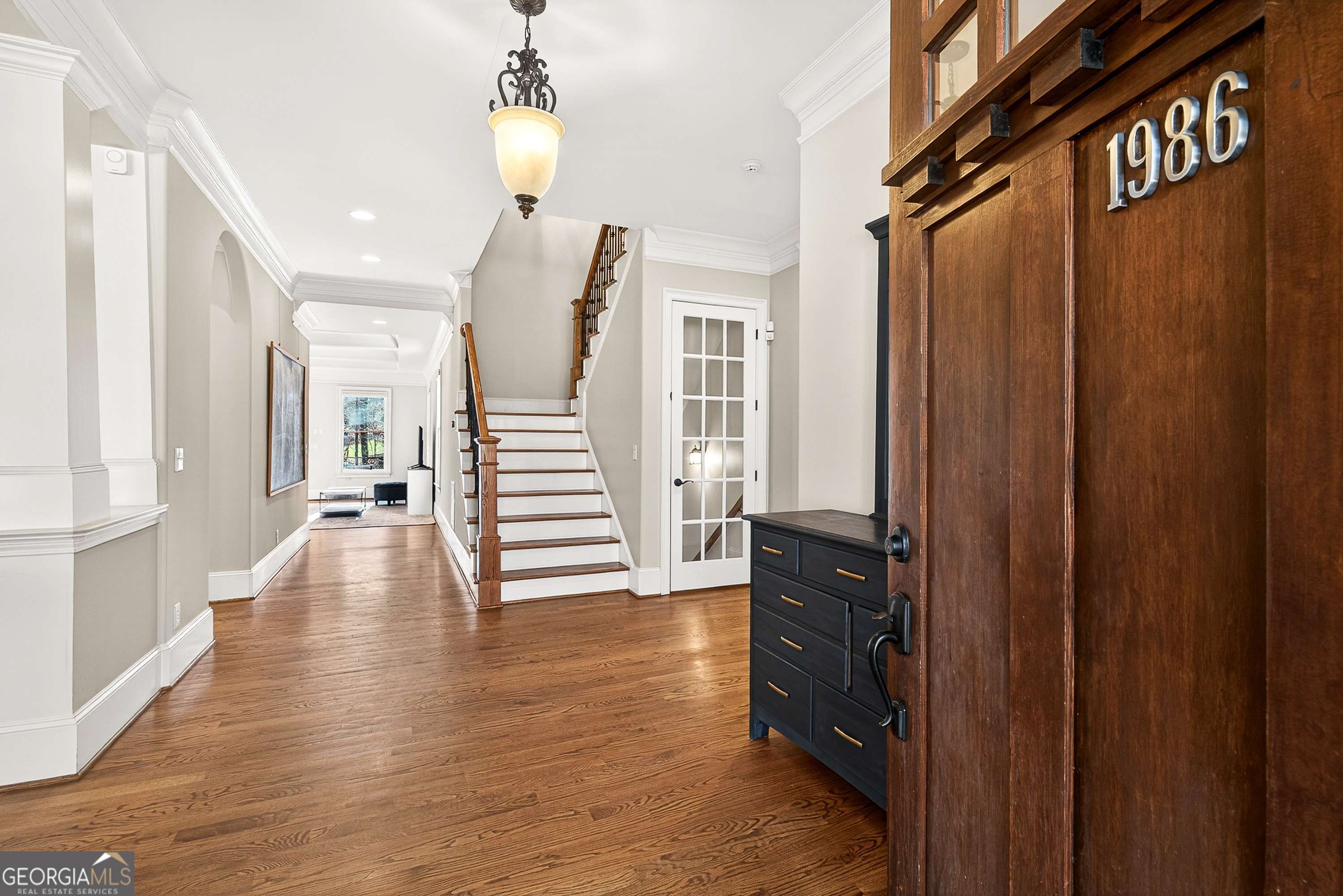 1986 Continental Drive NE