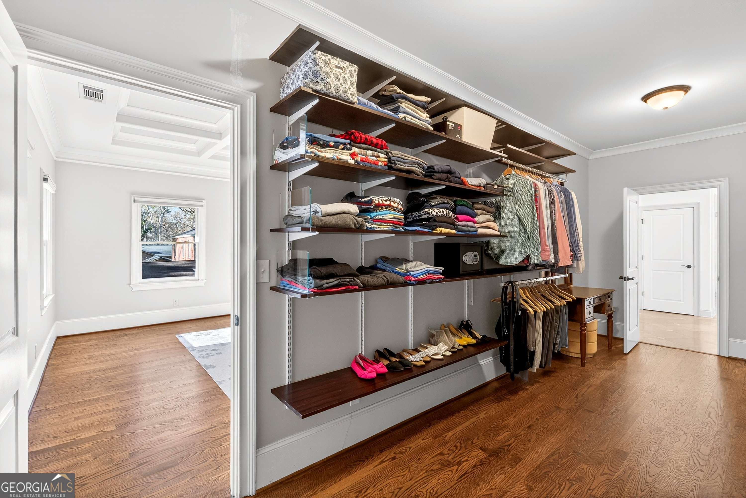 1986 Continental Drive NE