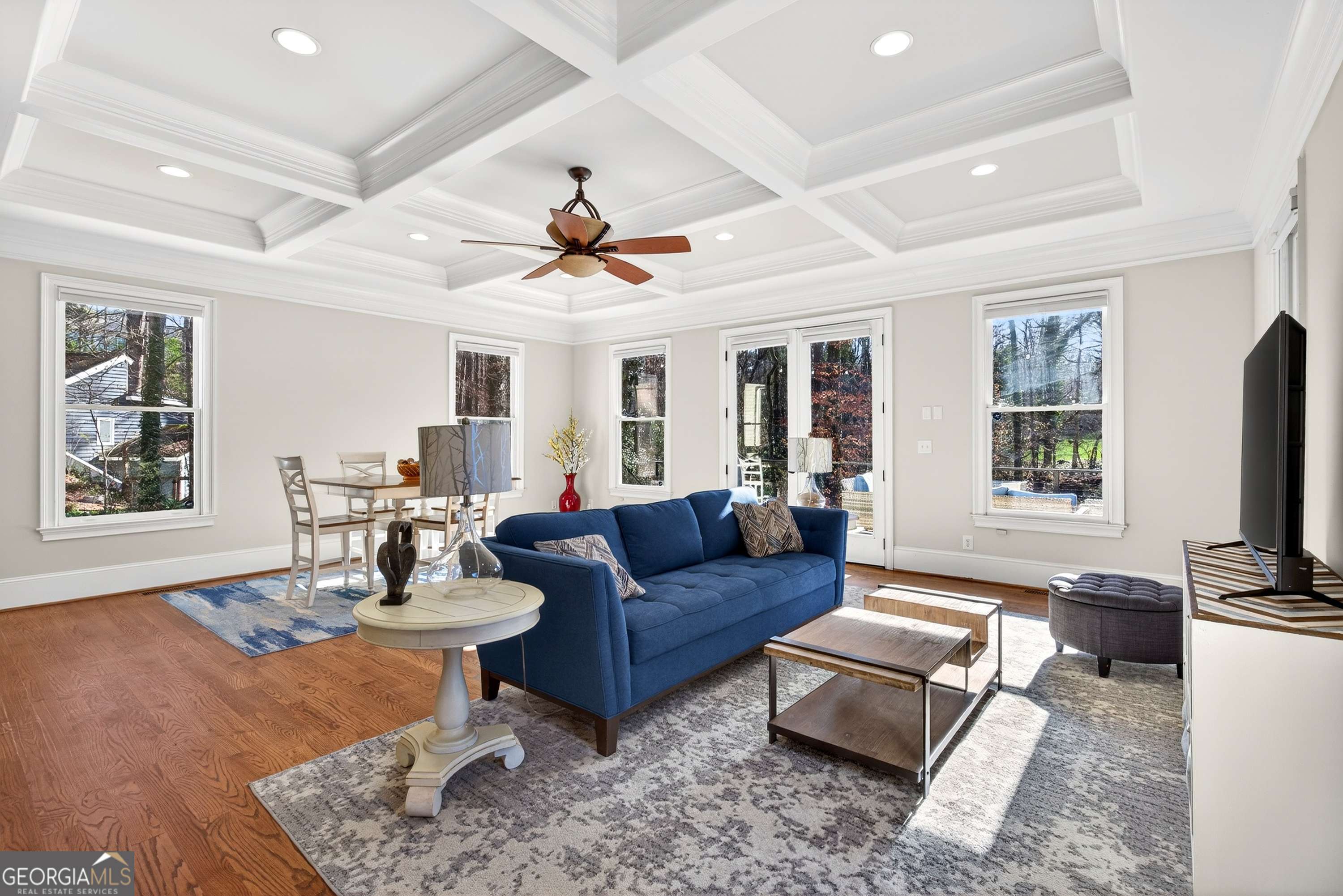 1986 Continental Drive NE